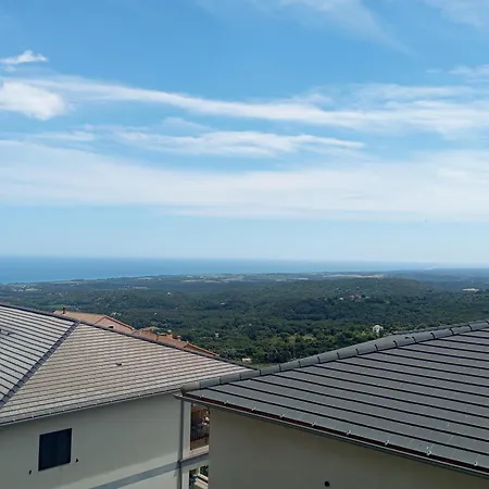Casa vacanze Climatisée A Nuciola Prunete Entre Mer, Montagne Et Piscine Cervione