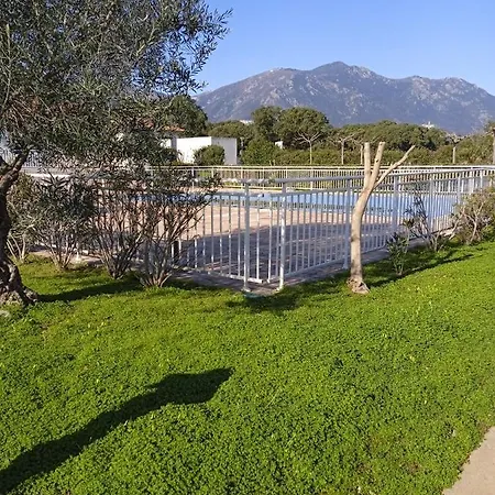 Feriehus Climatisee 4-6 Pers Avec Piscine, Terrasse & Jardin - 2 Min