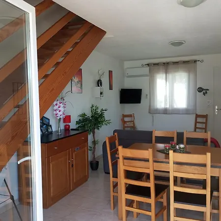 Сasa de vacaciones Climatisée A Nuciola Prunete Entre Mer, Montagne Et Piscine *