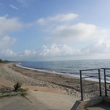 Climatisée A Nuciola Prunete Entre Mer, Montagne Et Piscine