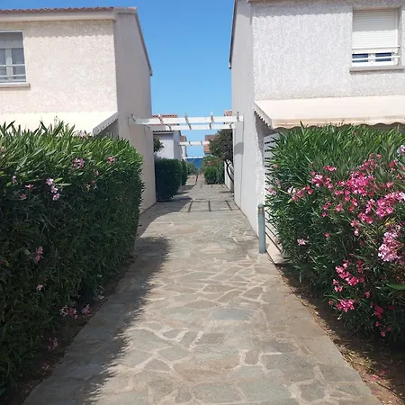 Climatisee 4-6 Pers Avec Piscine, Terrasse & Jardin - 2 Min
