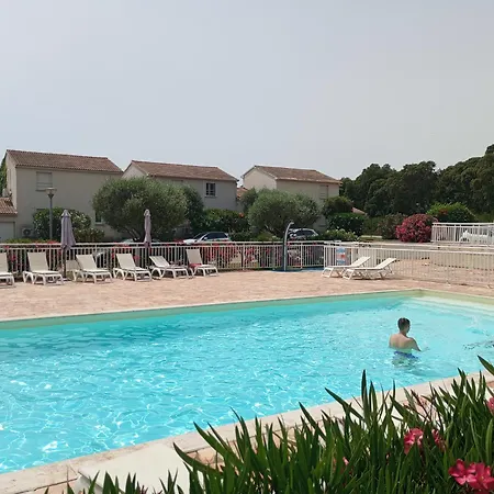 Climatisee 4-6 Pers Avec Piscine, Terrasse & Jardin - 2 Min 別荘 セルヴィオーヌ