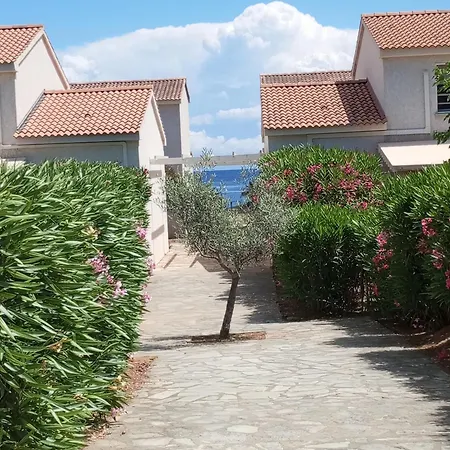 Climatisée A Nuciola Prunete Entre Mer, Montagne Et Piscine * Cervione