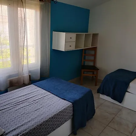 بيت للعطل Climatisee 4-6 Pers Avec Piscine, Terrasse & Jardin - 2 Min سيرفيون