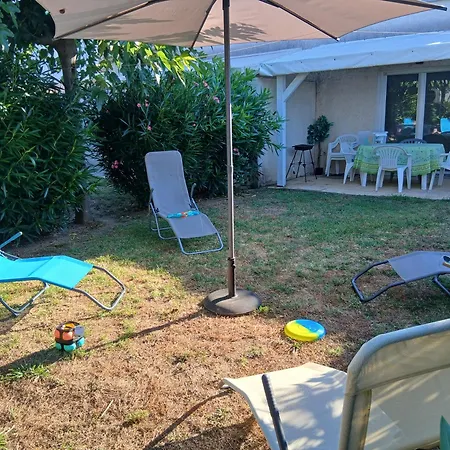 بيت للعطل Climatisee 4-6 Pers Avec Piscine, Terrasse & Jardin - 2 Min سيرفيون