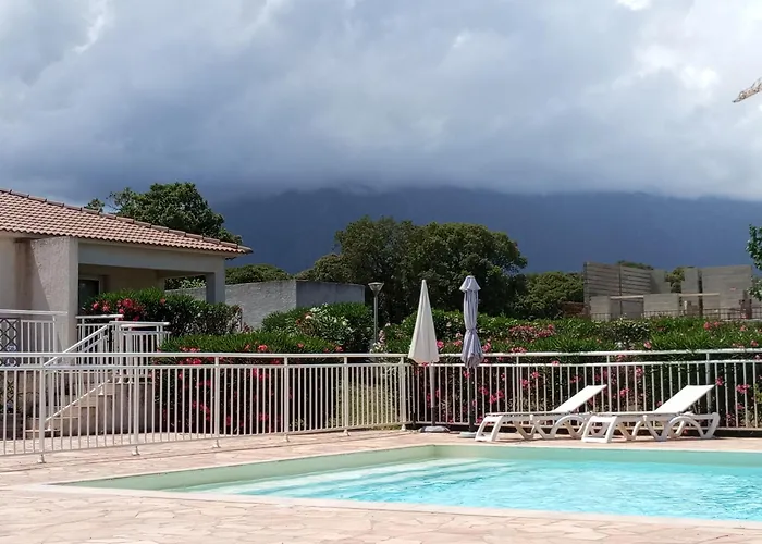 Climatisee A Nuciola Prunete Entre Mer, Montagne Et Piscine Feriehus